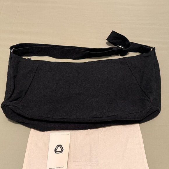 New RIVEDROITE PARIS Unisex Charlot Crossbody Bag - Picture 4 of 10